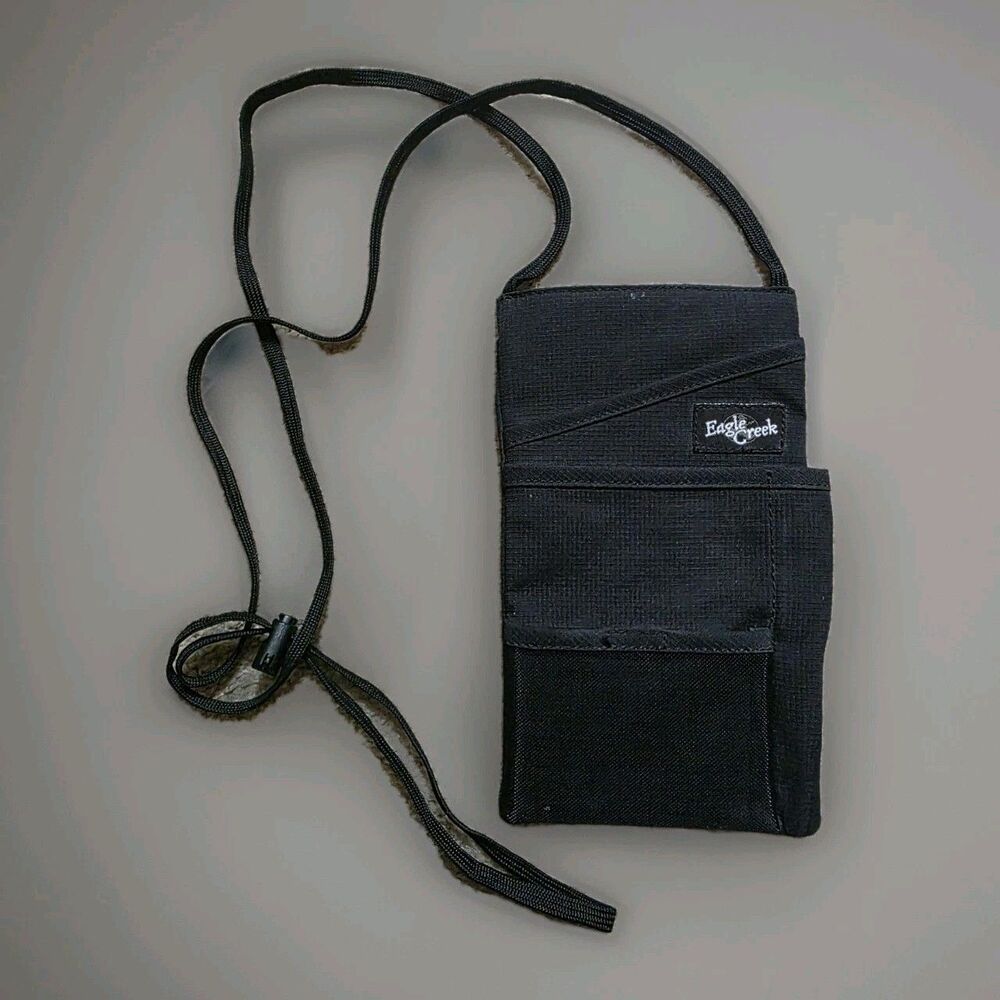 Eagle Creek Travel Gear Neck Pouch Adjustable Strap Pockets Passport Card Holder